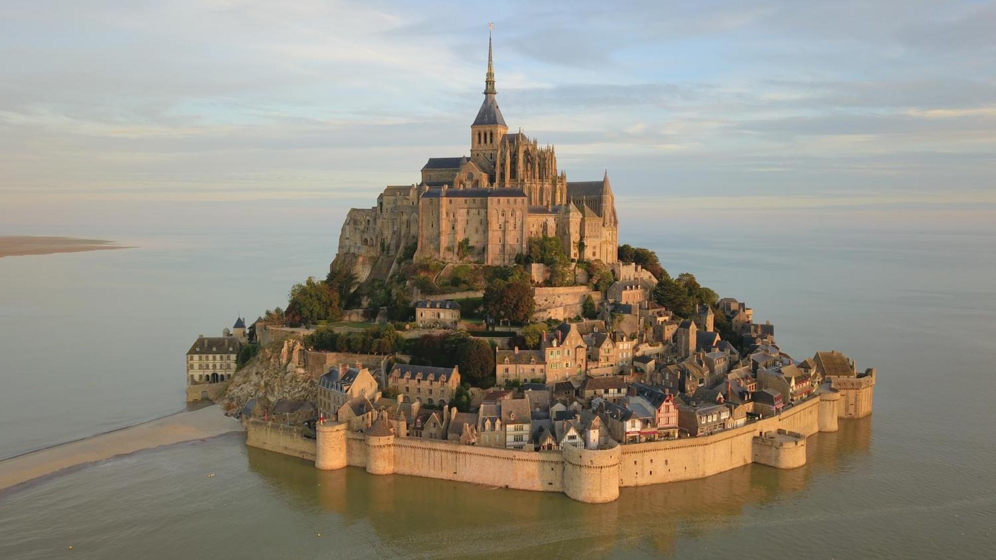 Maison Baie Du Mont St Michel Roz-sur-Couesnon Exterior photo
